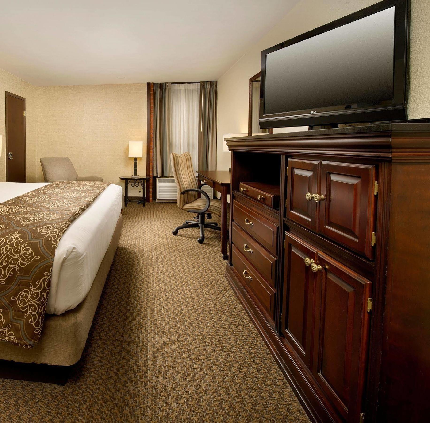 Drury Inn & Suites St. Louis - Fairview Heights Eksteriør billede